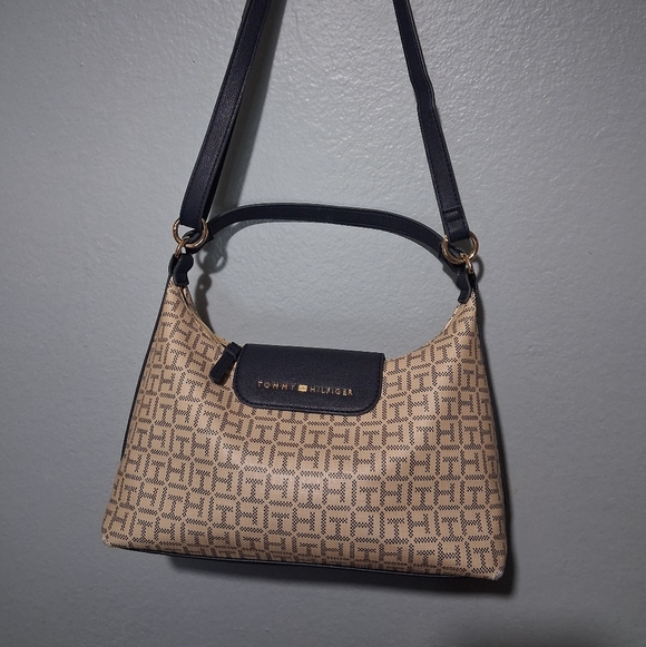 Tommy Hilfiger Navy and Beige Monogram Shoulder Bag - Picture 1 of 7